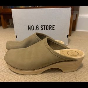 No. 6 Valley Low Base Clogs